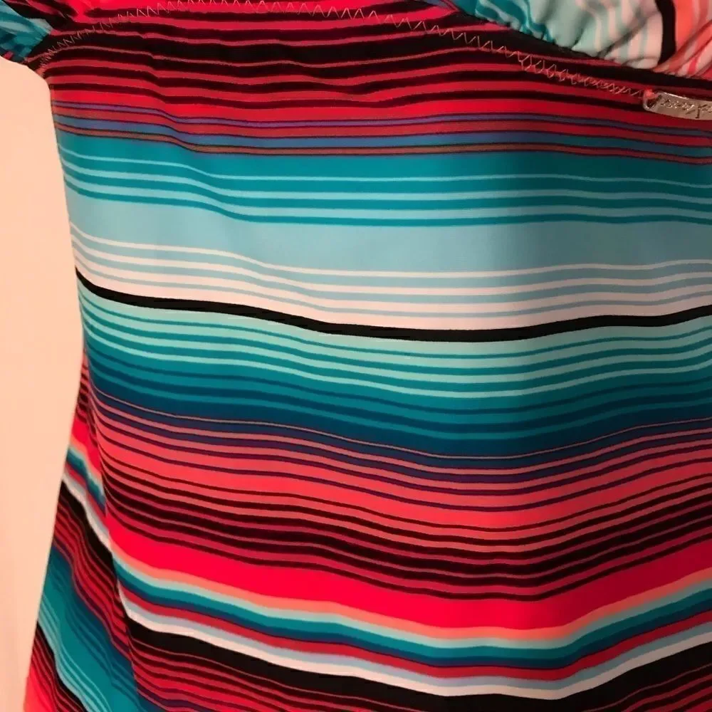 NWT XS ZeroXposur Wonderful Swim Top!!